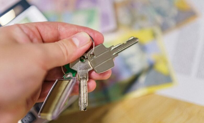 gaming and real estate guides